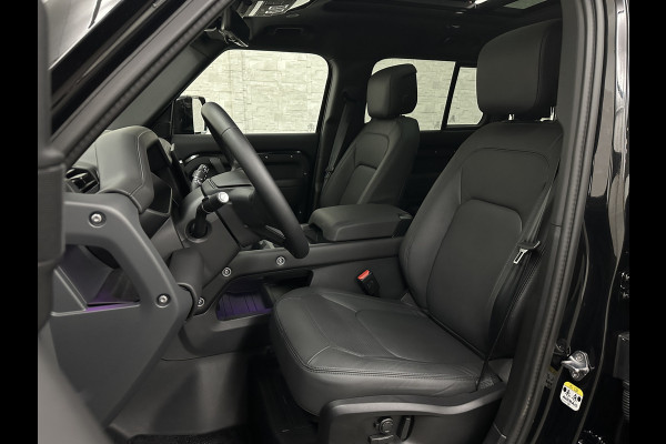 Land Rover Defender 110 2.0 P300e 110 X-Dynamic HSE | Black-Optic | Panorama | 360 Camera | Meridian | Trekhaak | Luchtvering | ACC | Stoelventilatie | Cold-Climate Pack | Leder | Head-Up | Keyless-Entry | Luchtvering | 22'' | Memory | Interieurdelen Leder | Standkachel | Dodehoek |