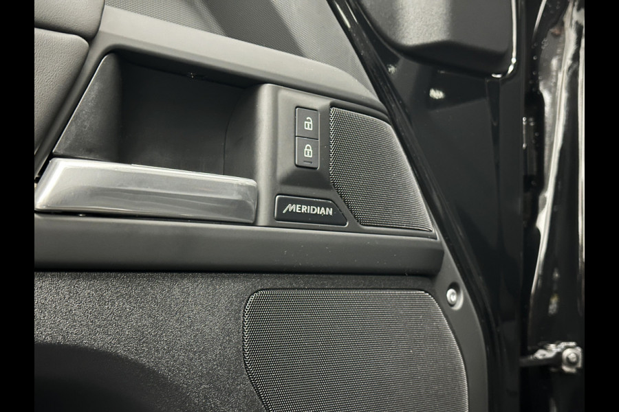 Land Rover Defender 110 2.0 P300e 110 X-Dynamic HSE | Black-Optic | Panorama | 360 Camera | Meridian | Trekhaak | Luchtvering | ACC | Stoelventilatie | Cold-Climate Pack | Leder | Head-Up | Keyless-Entry | Luchtvering | 22'' | Memory | Interieurdelen Leder | Standkachel | Dodehoek |