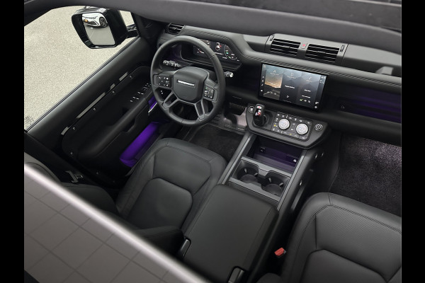 Land Rover Defender 110 2.0 P300e 110 X-Dynamic HSE | Black-Optic | Panorama | 360 Camera | Meridian | Trekhaak | Luchtvering | ACC | Stoelventilatie | Cold-Climate Pack | Leder | Head-Up | Keyless-Entry | Luchtvering | 22'' | Memory | Interieurdelen Leder | Standkachel | Dodehoek |