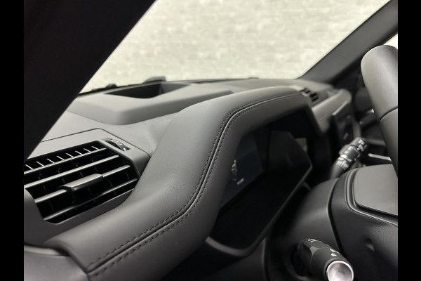 Land Rover Defender 110 2.0 P300e 110 X-Dynamic HSE | Black-Optic | Panorama | 360 Camera | Meridian | Trekhaak | Luchtvering | ACC | Stoelventilatie | Cold-Climate Pack | Leder | Head-Up | Keyless-Entry | Luchtvering | 22'' | Memory | Interieurdelen Leder | Standkachel | Dodehoek |