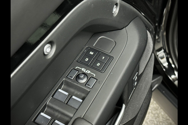 Land Rover Defender 110 2.0 P300e 110 X-Dynamic HSE | Black-Optic | Panorama | 360 Camera | Meridian | Trekhaak | Luchtvering | ACC | Stoelventilatie | Cold-Climate Pack | Leder | Head-Up | Keyless-Entry | Luchtvering | 22'' | Memory | Interieurdelen Leder | Standkachel | Dodehoek |