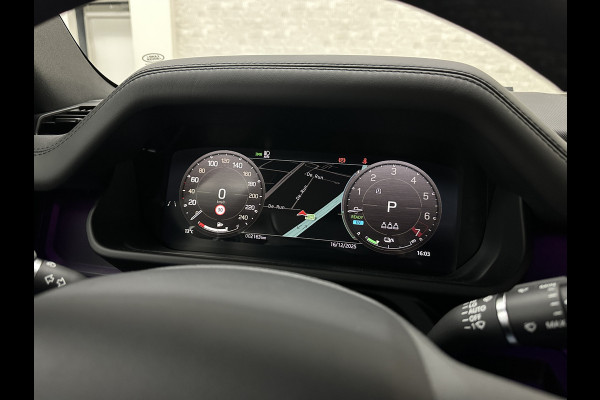 Land Rover Defender 110 2.0 P300e 110 X-Dynamic HSE | Black-Optic | Panorama | 360 Camera | Meridian | Trekhaak | Luchtvering | ACC | Stoelventilatie | Cold-Climate Pack | Leder | Head-Up | Keyless-Entry | Luchtvering | 22'' | Memory | Interieurdelen Leder | Standkachel | Dodehoek |