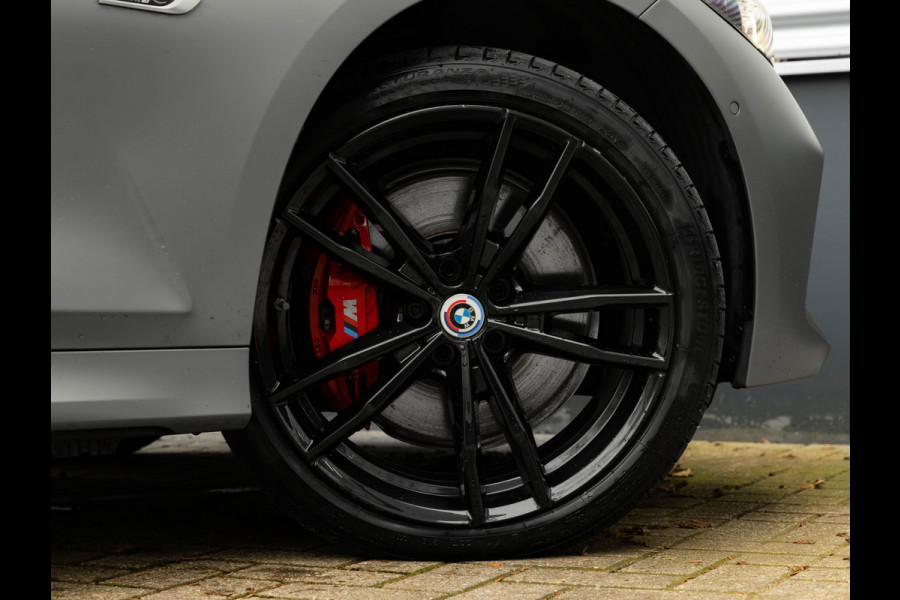 BMW 3 Serie Touring 330e xDrive - M-Sport Pro - Individual In+Exterieur - Pano - Trekhaak - Memoryzetel