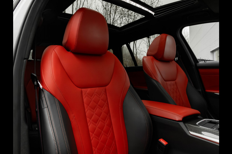 BMW 3 Serie Touring 330e xDrive - M-Sport Pro - Individual In+Exterieur - Pano - Trekhaak - Memoryzetel