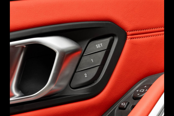 BMW 3 Serie Touring 330e xDrive - M-Sport Pro - Individual In+Exterieur - Pano - Trekhaak - Memoryzetel