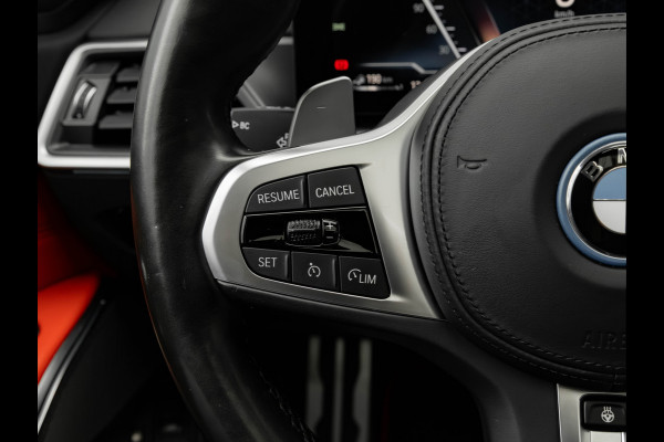 BMW 3 Serie Touring 330e xDrive - M-Sport Pro - Individual In+Exterieur - Pano - Trekhaak - Memoryzetel