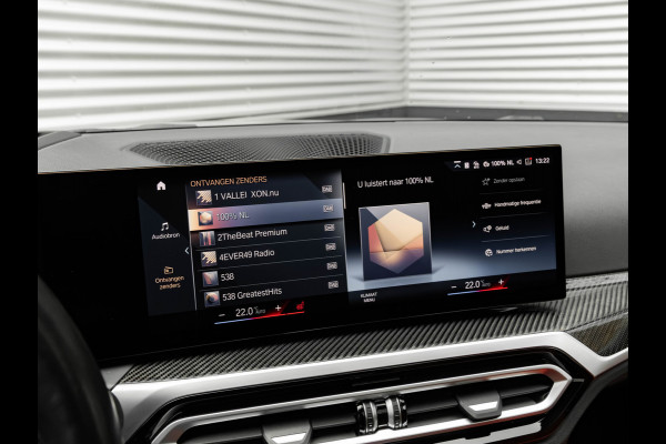 BMW 3 Serie Touring 330e xDrive - M-Sport Pro - Individual In+Exterieur - Pano - Trekhaak - Memoryzetel