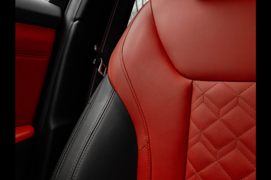 BMW 3 Serie Touring 330e xDrive - M-Sport Pro - Individual In+Exterieur - Pano - Trekhaak - Memoryzetel