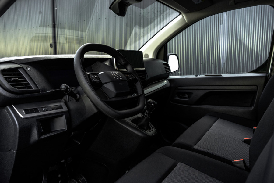 Fiat Scudo 1.5 Diesel 120PK L2H1 | NW Model | Carplay | Cruise | Digital Display | PDC + Camera | 3-Zits