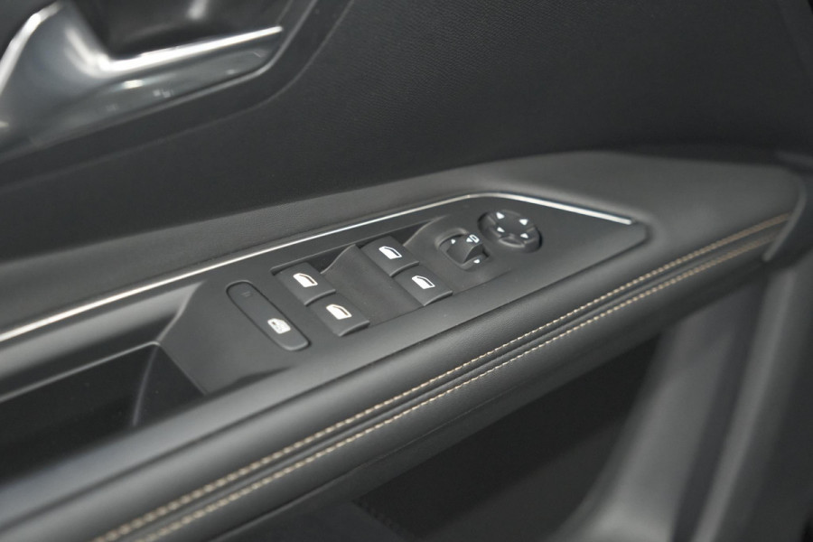 Peugeot 3008 136 Hybrid e-DCS6 GT | 360 Camera | Adaptieve Cruise Control | Elektrische Kofferklep | Stoelverwarming