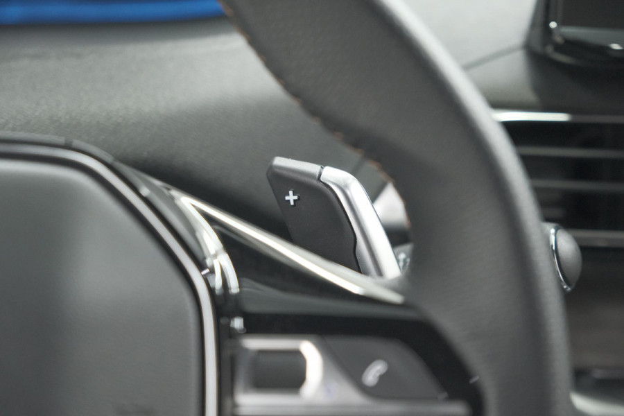 Peugeot 3008 136 Hybrid e-DCS6 GT | 360 Camera | Adaptieve Cruise Control | Elektrische Kofferklep | Stoelverwarming