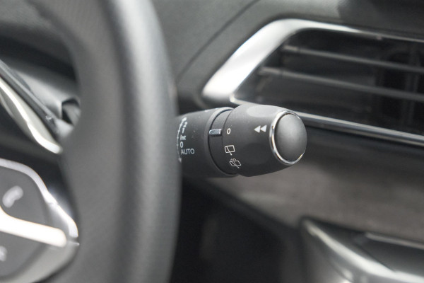 Peugeot 3008 136 Hybrid e-DCS6 GT | 360 Camera | Adaptieve Cruise Control | Elektrische Kofferklep | Stoelverwarming