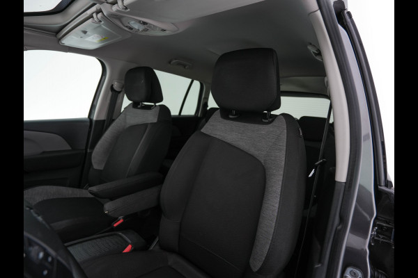 Citroën Grand C4 Picasso 1.2 PureTech Business [ 7-Pers ] Aut. *PANO-WINDOW | NAVI-FULLMAP | DIGI-COCKPIT | KEYLESS | CAMERA | COMFORT-SEATS | ECC | PDC | CRUISE | TOWBAR | PRIVACY-GLASS | SHIFT-PADDLES | 17''ALU*
