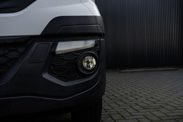 Iveco Daily 35C16 | Bakwagen met Laadklep | Automaat | Climatic | Cruise