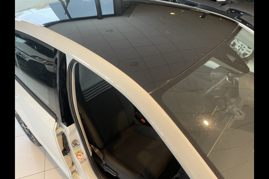 Volkswagen up! 1.0 Airco - Alarm klasse 1 - Bluetooth - Elektrische ramen voor - Radio - Rijstrooksensor - Start/stop systeem - Centrale deurvergrendeling met afstandsbediening