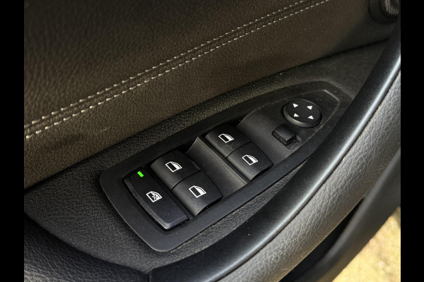 BMW X1 xDrive25e M SPORT | SPORTSTOELEN | TREKHAAK | STOELVERWARMING |