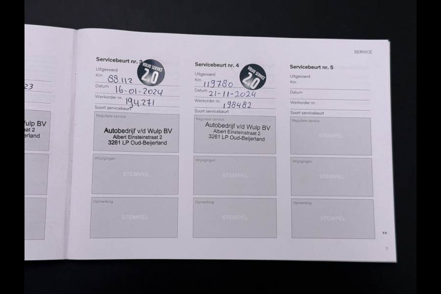 Volvo XC40 232pk *gereserveerd* Recharge Pro 70KwH Pano-Dak SOH 95% Adaptive-Cruise 20" Elektr.-Leer/Alcantara+Verwarmd+Memory Warmtepomp H Led Elek.Achterklep Keyless Full Led Origineel NLse auto! € 54.000,- nieuw. 1e Eigenaar Origineel Nederlandse Auto Dealeronderhouden 1.500KG -Trekvermogen