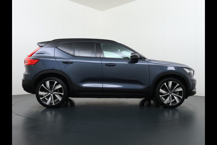 Volvo XC40 232pk *gereserveerd* Recharge Pro 70KwH Pano-Dak SOH 95% Adaptive-Cruise 20" Elektr.-Leer/Alcantara+Verwarmd+Memory Warmtepomp H Led Elek.Achterklep Keyless Full Led Origineel NLse auto! € 54.000,- nieuw. 1e Eigenaar Origineel Nederlandse Auto Dealeronderhouden 1.500KG -Trekvermogen