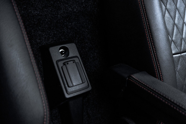 Volkswagen Caddy Cargo Maxi 2.0TDI 122PK | Leder | Virtual Cockpit | Camera | Carplay | Led | Side-bars 2.0 TDI 1st Edition