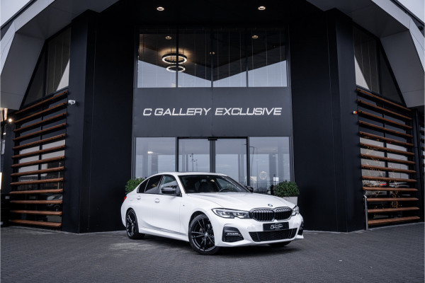 BMW 3-serie 320i Executive Edition - M Sport | NAP | Panorama | Camera