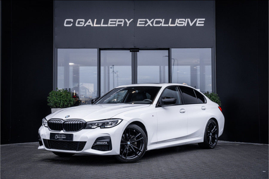 BMW 3-serie 320i Executive Edition - M Sport | NAP | Panorama | Camera