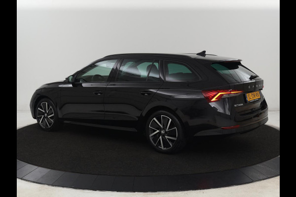 Škoda Octavia 1.4 TSI iV PHEV Business Edition | Head-Up | Stoelverwarming | Adaptive cruise | Camera | Carplay | Sfeerverlichting | Massage | Achterbankverwarming | Navigatie | PHEV | Plug In