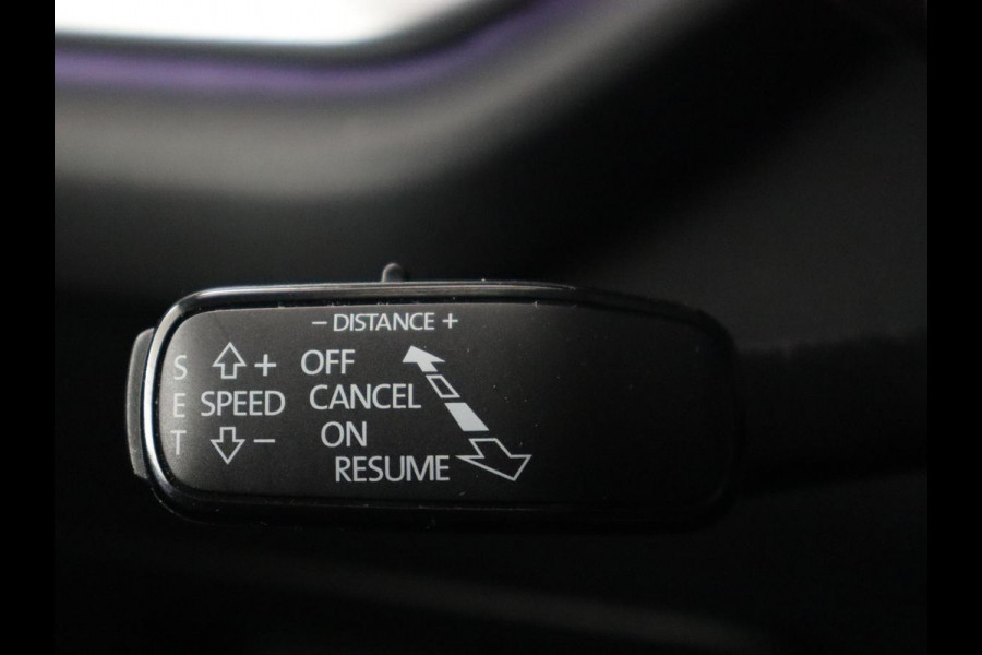 Škoda Octavia 1.4 TSI iV PHEV Business Edition | Head-Up | Stoelverwarming | Adaptive cruise | Camera | Carplay | Sfeerverlichting | Massage | Achterbankverwarming | Navigatie | PHEV | Plug In