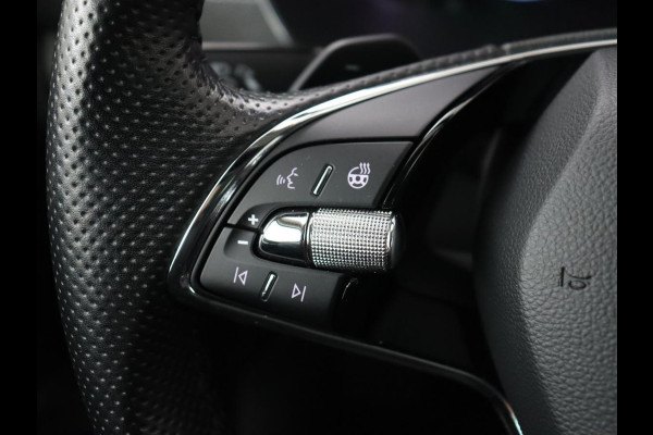 Škoda Octavia 1.4 TSI iV PHEV Business Edition | Head-Up | Stoelverwarming | Adaptive cruise | Camera | Carplay | Sfeerverlichting | Massage | Achterbankverwarming | Navigatie | PHEV | Plug In