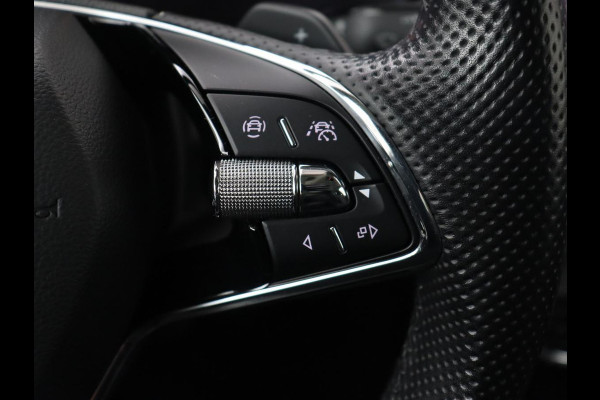 Škoda Octavia 1.4 TSI iV PHEV Business Edition | Head-Up | Stoelverwarming | Adaptive cruise | Camera | Carplay | Sfeerverlichting | Massage | Achterbankverwarming | Navigatie | PHEV | Plug In