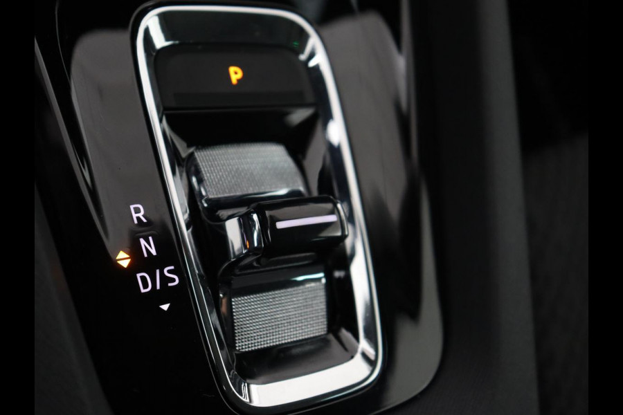 Škoda Octavia 1.4 TSI iV PHEV Business Edition | Head-Up | Stoelverwarming | Adaptive cruise | Camera | Carplay | Sfeerverlichting | Massage | Achterbankverwarming | Navigatie | PHEV | Plug In