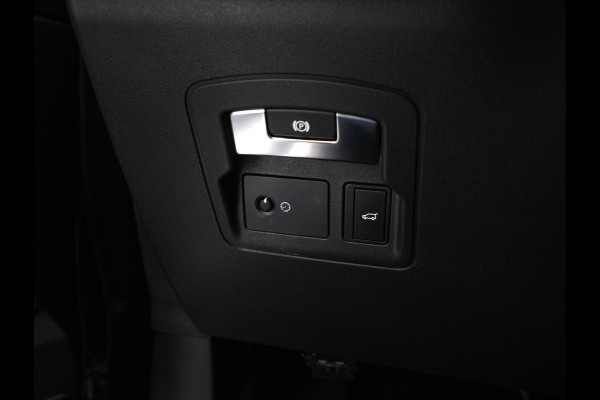 Land Rover Range Rover Velar 3.0 V6 AWD HSE Aut. *PANO | LEATHER | FULL-LED | MEMORY-PACK | BLIND-SPOT | MERIDIAN-SURROUND | DIGI-COCKPIT | CAMERA | KEYLESS | HEATED-COMFORTSEATS | PRIVACY-GLASS | SHIFT-PADDLES | 21 "ALU*