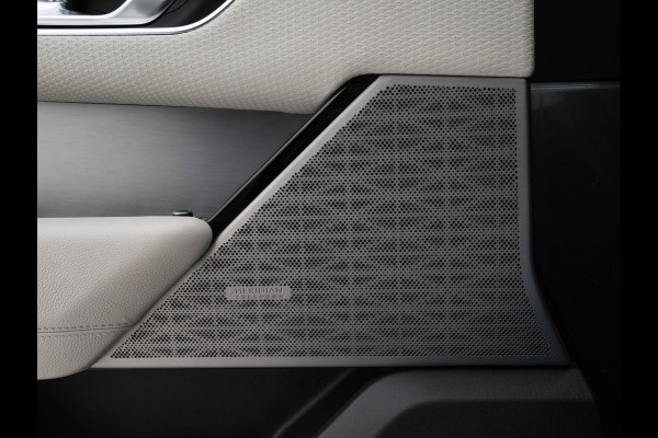 Land Rover Range Rover Velar 3.0 V6 AWD HSE Aut. *PANO | LEATHER | FULL-LED | MEMORY-PACK | BLIND-SPOT | MERIDIAN-SURROUND | DIGI-COCKPIT | CAMERA | KEYLESS | HEATED-COMFORTSEATS | PRIVACY-GLASS | SHIFT-PADDLES | 21 "ALU*