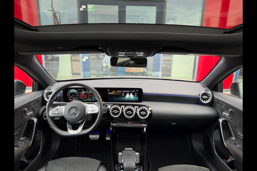 Mercedes-Benz A-Klasse 250 e AMG /Panorama/ Memory