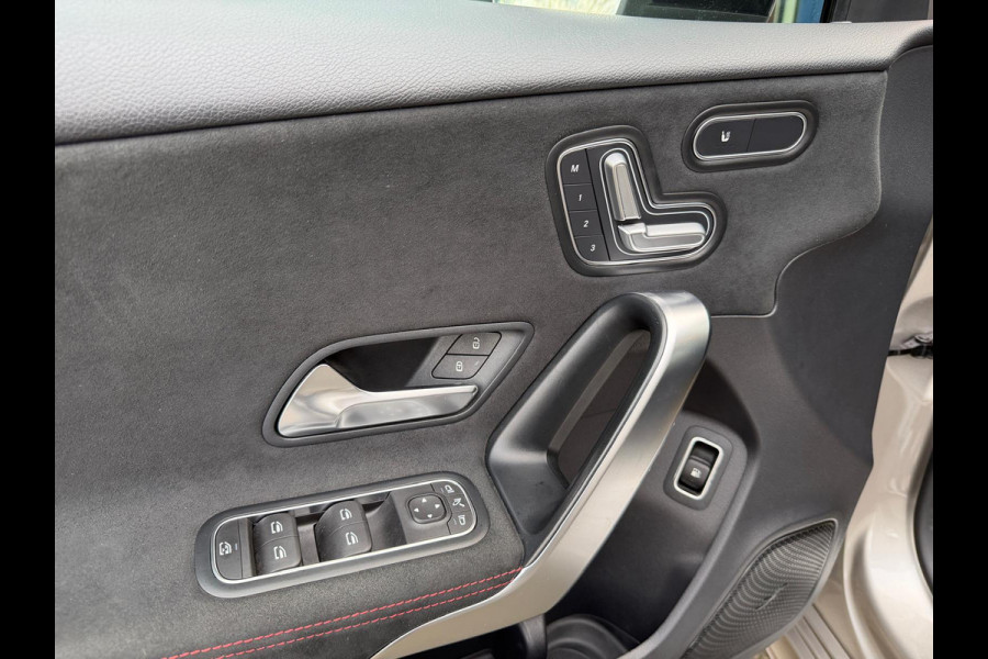 Mercedes-Benz A-Klasse 250 e AMG /Panorama/ Memory