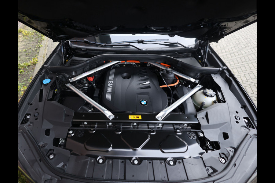 BMW X5 50e xDrive | Tartufo - Pano - Trekhaak - HUD