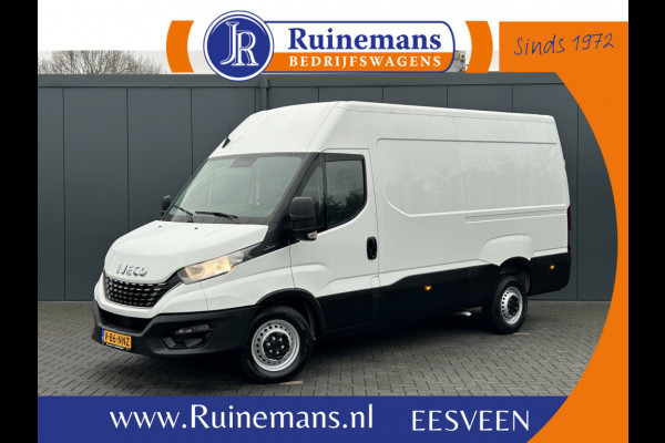 Iveco Daily 35S14V 2.3 136 PK / L2H2 / 30.452 KM !! / 3.500 KG AHG / 270 A DEUREN / TREKHAAK / AIRCO / BLUETOOTH / 3-ZITS