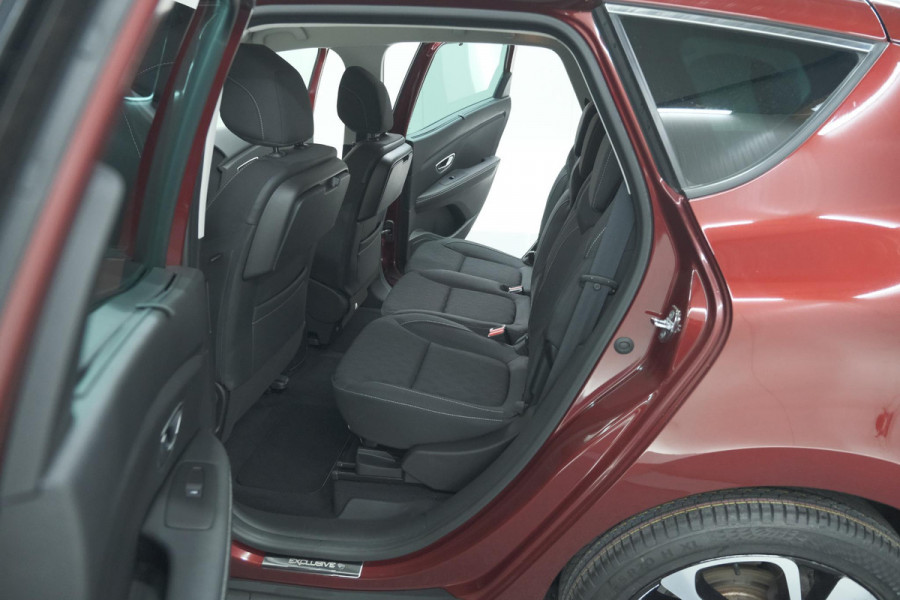 Renault Scénic TCe 140 EDC Limited | Camera | Stoelverwarming | Navigatie | Apple Carplay