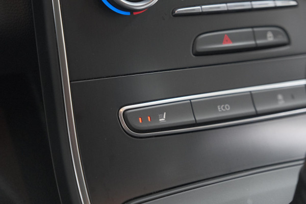 Renault Scénic TCe 140 EDC Limited | Camera | Stoelverwarming | Navigatie | Apple Carplay