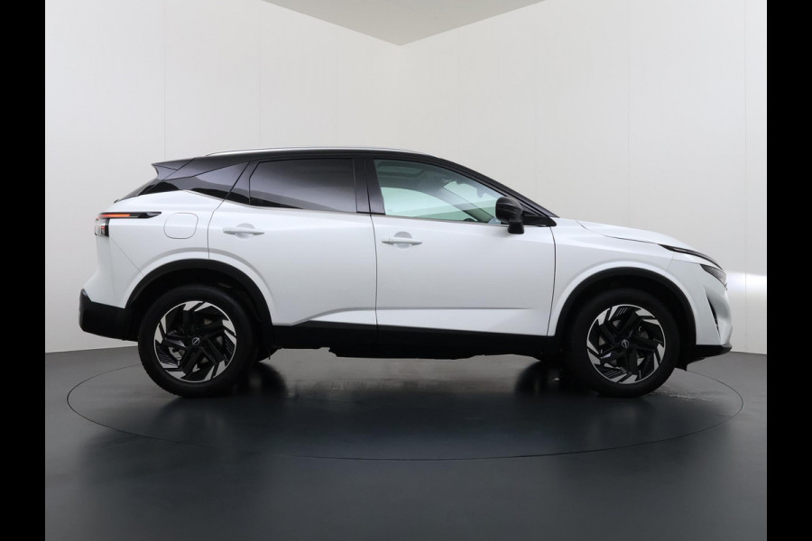 Nissan QASHQAI 1.3 MHEV Xtronic N-Connecta VAN: €37.900,- VOOR: €34.577,- UW EINDEJAARSVOORDEEL: €3.323,- | FABRIEKSGARANTIE| PANO| VOORRUITVERWARMING| STOEL + STUUR VERWARMING| 360 CAMERA| DODE HOEK| HEAD-UP| ELEK. ACHTERKLEP