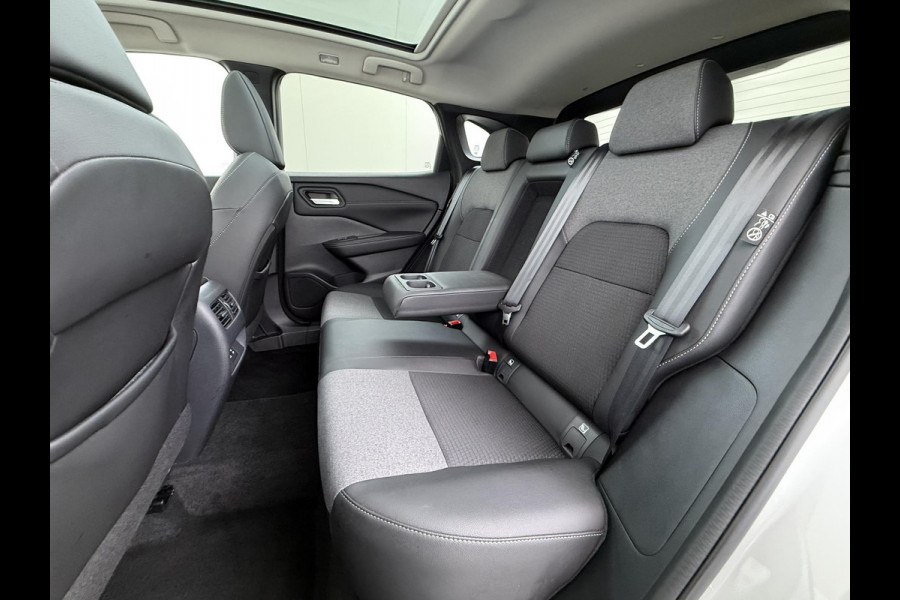 Nissan QASHQAI 1.3 MHEV Xtronic N-Connecta VAN: €37.900,- VOOR: €34.577,- UW EINDEJAARSVOORDEEL: €3.323,- | FABRIEKSGARANTIE| PANO| VOORRUITVERWARMING| STOEL + STUUR VERWARMING| 360 CAMERA| DODE HOEK| HEAD-UP| ELEK. ACHTERKLEP