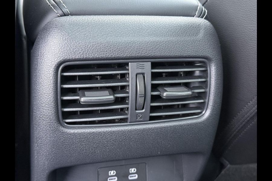 Nissan QASHQAI 1.3 MHEV Xtronic N-Connecta VAN: €37.900,- VOOR: €34.577,- UW EINDEJAARSVOORDEEL: €3.323,- | FABRIEKSGARANTIE| PANO| VOORRUITVERWARMING| STOEL + STUUR VERWARMING| 360 CAMERA| DODE HOEK| HEAD-UP| ELEK. ACHTERKLEP