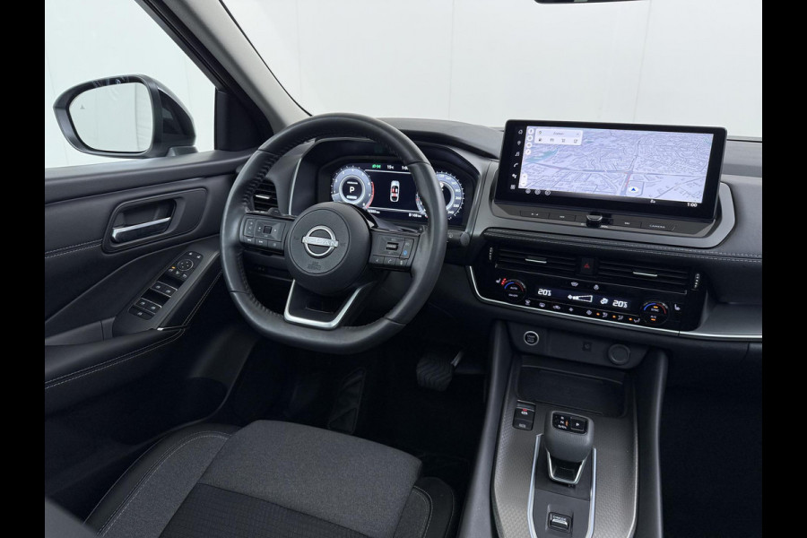 Nissan QASHQAI 1.3 MHEV Xtronic N-Connecta VAN: €37.900,- VOOR: €34.577,- UW EINDEJAARSVOORDEEL: €3.323,- | FABRIEKSGARANTIE| PANO| VOORRUITVERWARMING| STOEL + STUUR VERWARMING| 360 CAMERA| DODE HOEK| HEAD-UP| ELEK. ACHTERKLEP