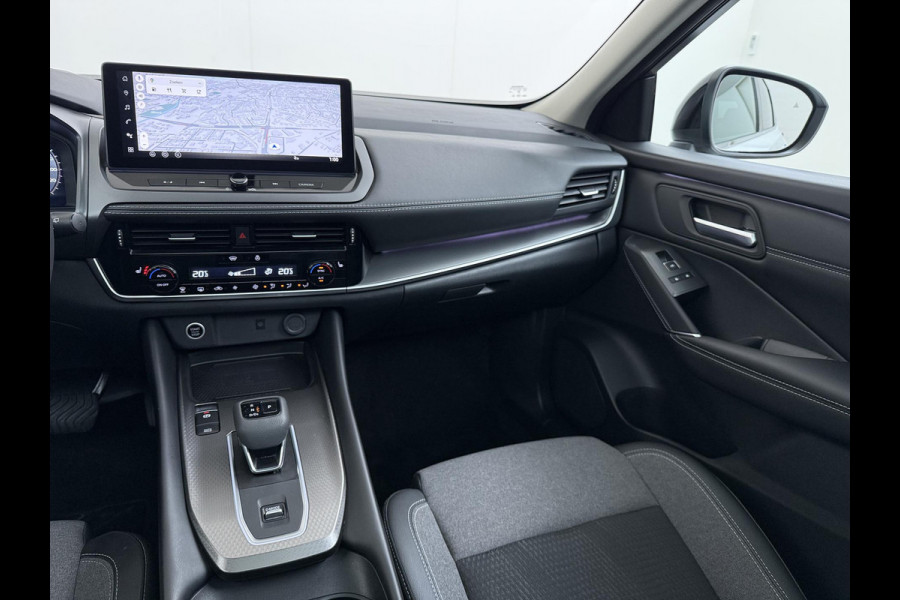 Nissan QASHQAI 1.3 MHEV Xtronic N-Connecta VAN: €37.900,- VOOR: €34.577,- UW EINDEJAARSVOORDEEL: €3.323,- | FABRIEKSGARANTIE| PANO| VOORRUITVERWARMING| STOEL + STUUR VERWARMING| 360 CAMERA| DODE HOEK| HEAD-UP| ELEK. ACHTERKLEP