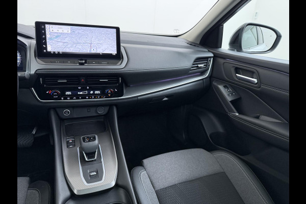 Nissan QASHQAI 1.3 MHEV Xtronic N-Connecta VAN: €37.900,- VOOR: €34.577,- UW EINDEJAARSVOORDEEL: €3.323,- | FABRIEKSGARANTIE| PANO| VOORRUITVERWARMING| STOEL + STUUR VERWARMING| 360 CAMERA| DODE HOEK| HEAD-UP| ELEK. ACHTERKLEP