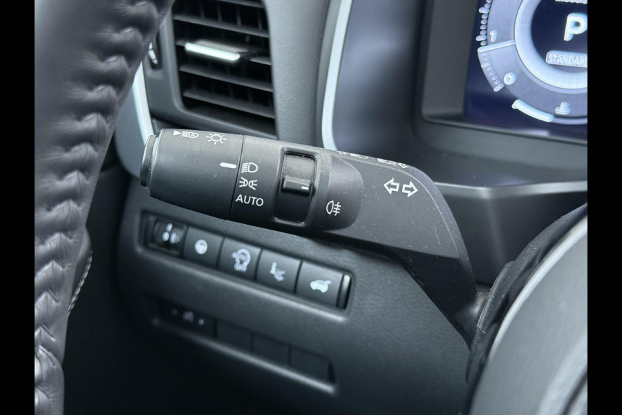 Nissan QASHQAI 1.3 MHEV Xtronic N-Connecta VAN: €37.900,- VOOR: €34.577,- UW EINDEJAARSVOORDEEL: €3.323,- | FABRIEKSGARANTIE| PANO| VOORRUITVERWARMING| STOEL + STUUR VERWARMING| 360 CAMERA| DODE HOEK| HEAD-UP| ELEK. ACHTERKLEP