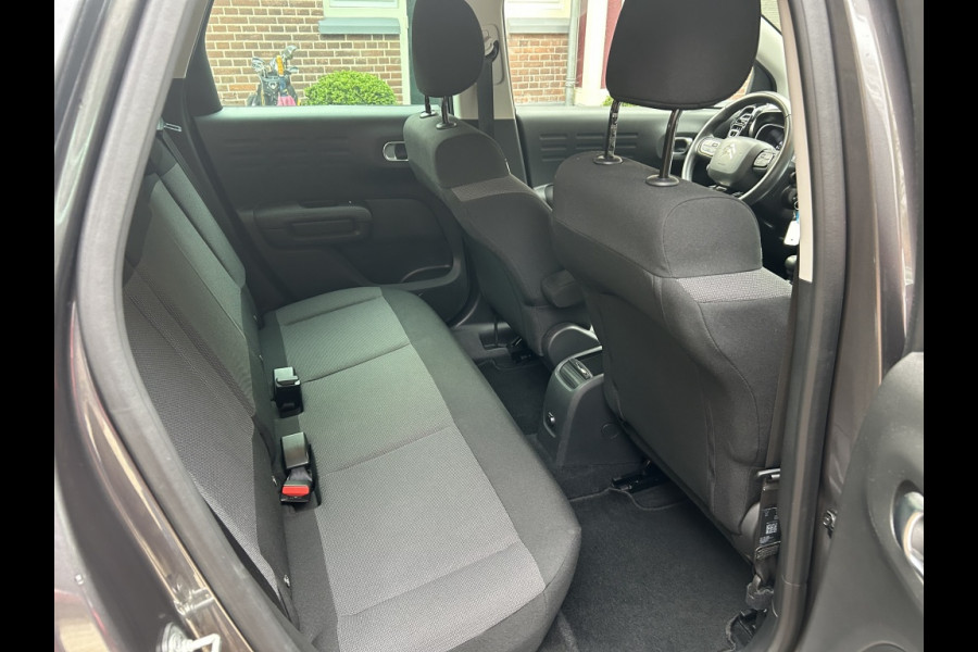 Citroën C3 Aircross 1.2 110pk Shine Navi, Carplay, LMV, Stoelverw.