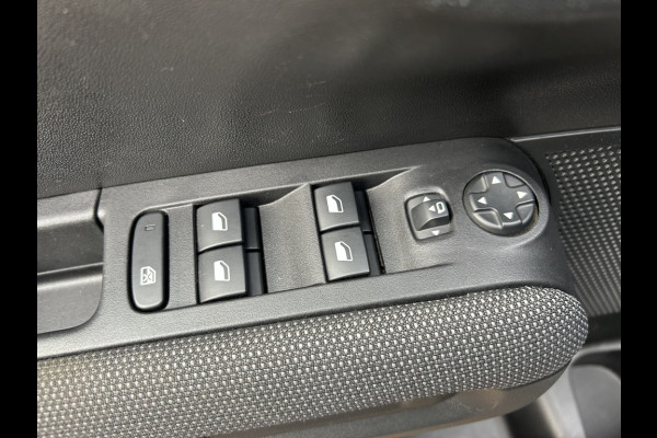 Citroën C3 Aircross 1.2 110pk Shine Navi, Carplay, LMV, Stoelverw.