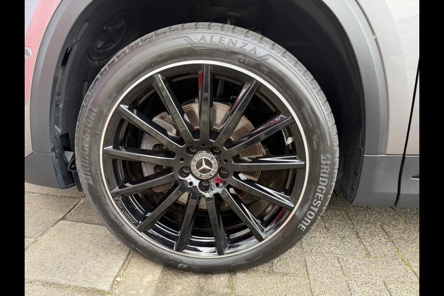 Mercedes-Benz GLA 250 e Business Line AMG/Panorama/Memory Full spec