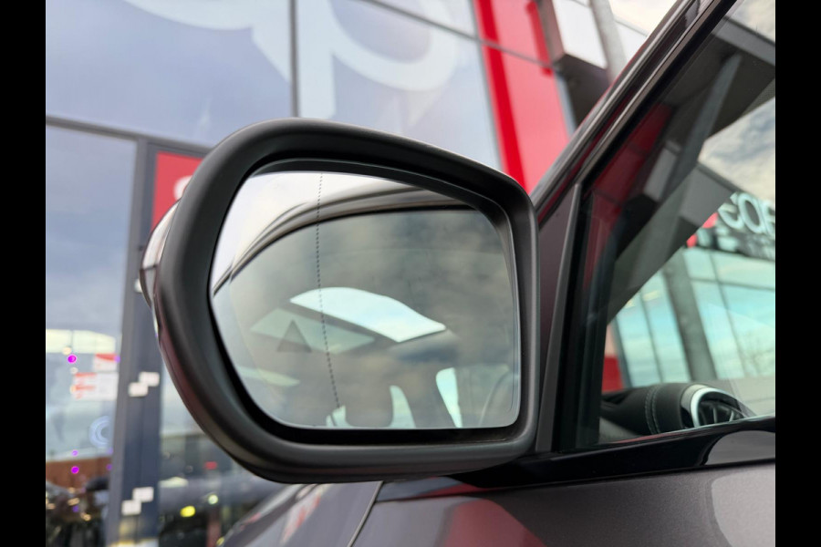 Mercedes-Benz GLA 250 e Business Line AMG/Panorama/Memory Full spec