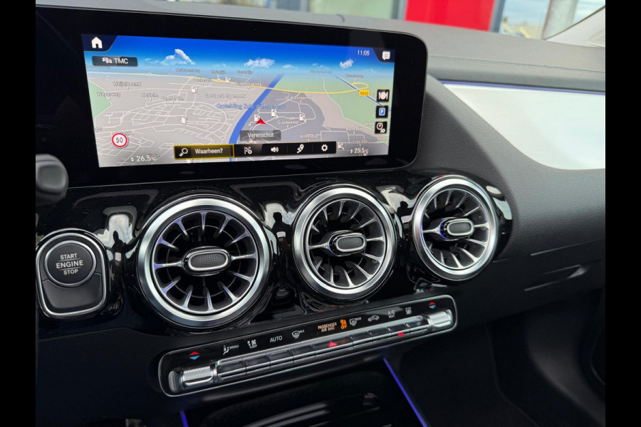 Mercedes-Benz GLA 250 e Business Line AMG/Panorama/Memory Full spec